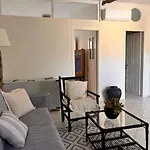 Oleandro Tatil Evi *